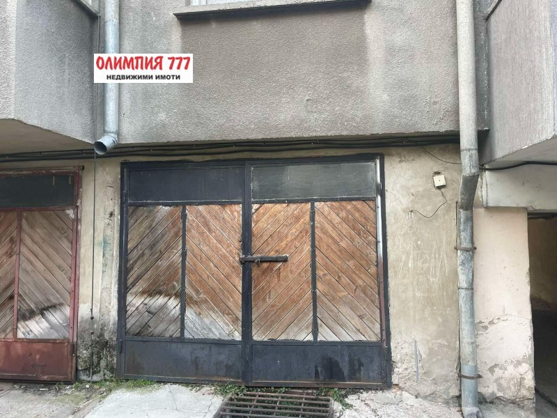 Продава  Гараж град Плевен , Мара Денчева , 20 кв.м | 69427644