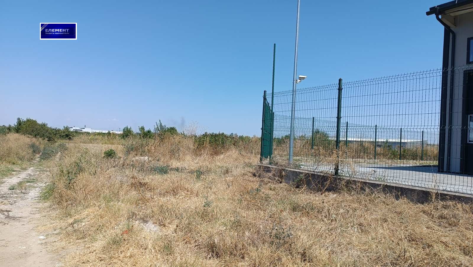 Продава ПАРЦЕЛ, гр. Пловдив, Индустриална зона - Юг, снимка 2 - Парцели - 46910285