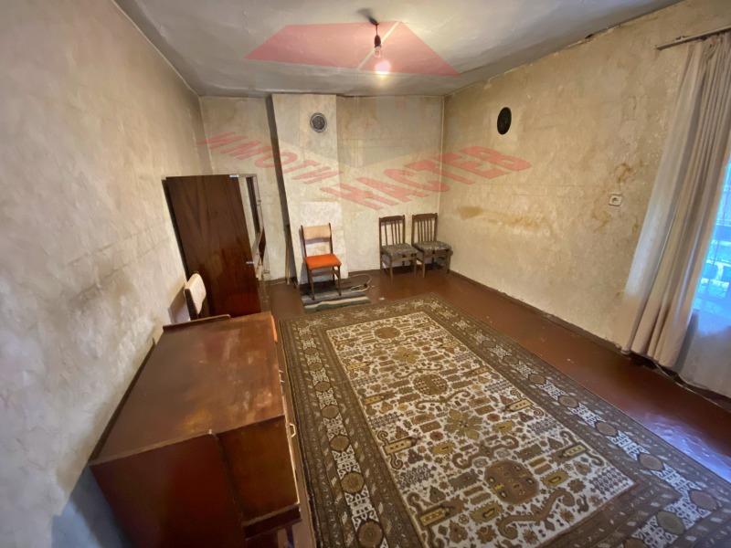 Продава КЪЩА в град Шумен, Център - 131 кв.м / 143 161.73 € » 280 000 лв., ИМОТИ НАСТЕВ