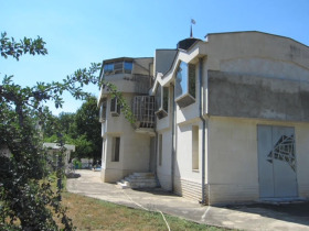 Casa Hisaria, regiunea Plovdiv 4