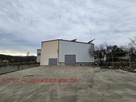 Продава склад област Стара Загора с. Яворово - [1] 