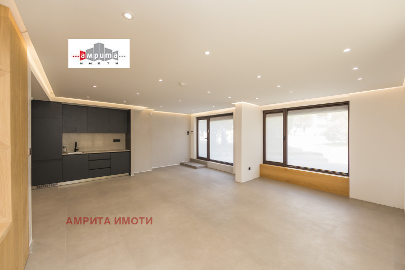Na prodej  1 ložnice Sofia , Reduta , 162 m2 | 49346946 - obraz [4]