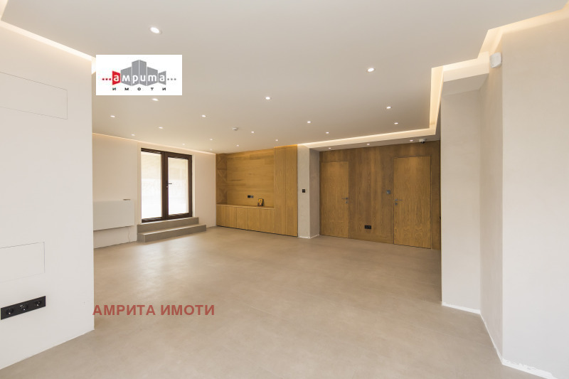 Na prodej  1 ložnice Sofia , Reduta , 162 m2 | 49346946 - obraz [7]
