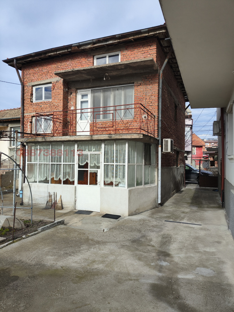 Продава КЪЩА, гр. Свиленград, област Хасково, снимка 2 - Къщи - 52781197