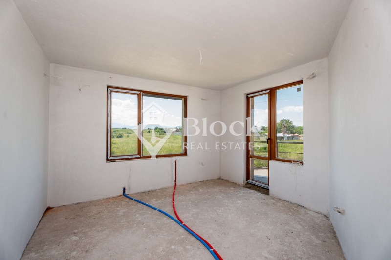 Na prodej  Dům oblast Sofia , Kostinbrod , 180 m2 | 33582229 - obraz [8]