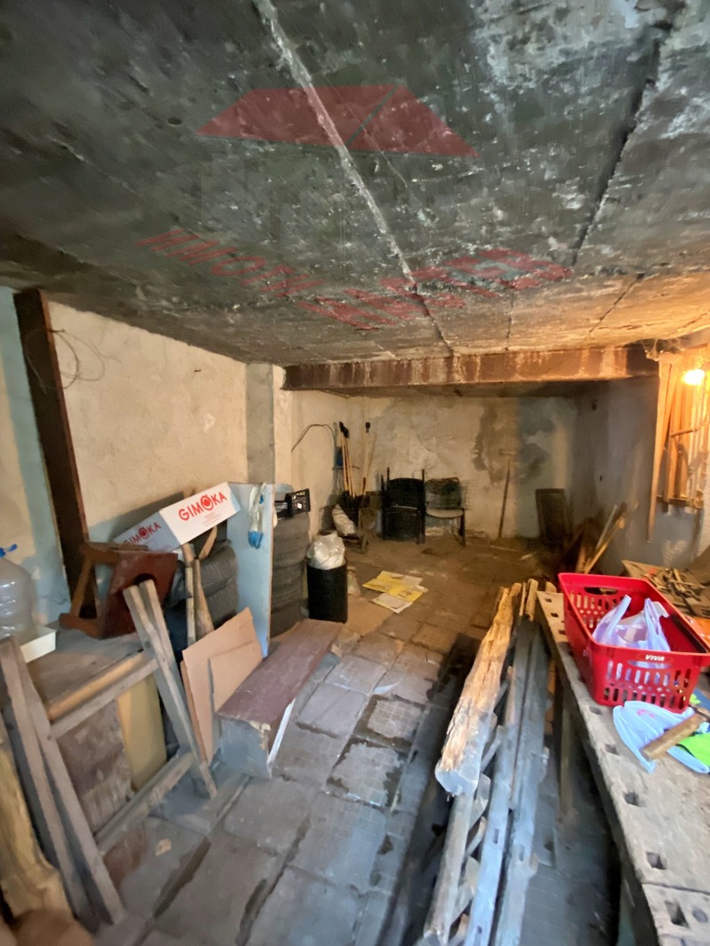 Продава КЪЩА, гр. Шумен, Център, снимка 7 - Къщи - 52388884