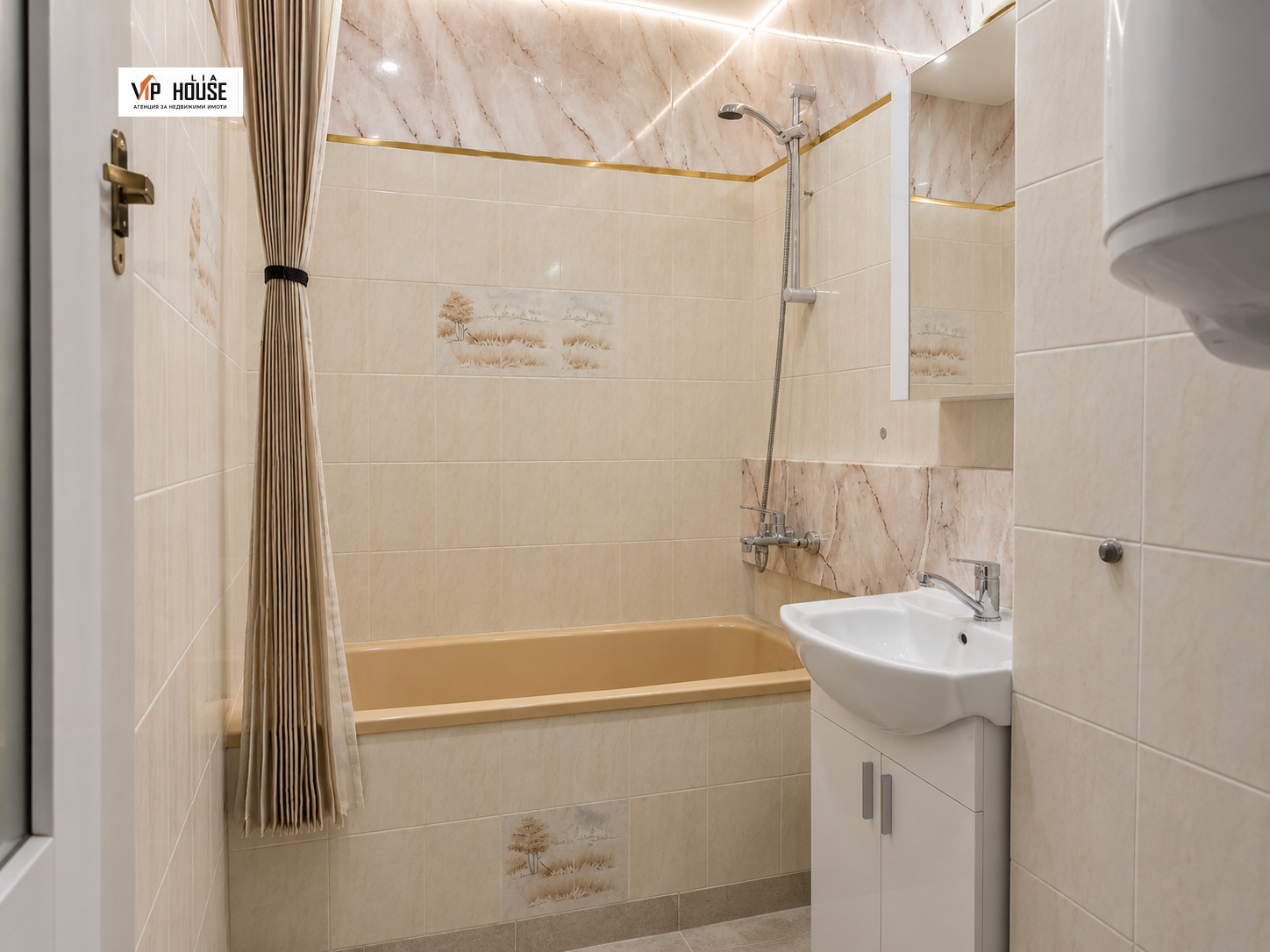 Продава 3-СТАЕН, гр. Пазарджик, Запад, снимка 9 - Апартаменти - 55068960