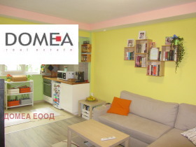 2 makuuhuonetta Ljulin 8, Sofia