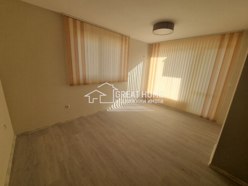 Продава  2-стаен град Търговище , Център , 63 кв.м | 63608652 - изображение [2]