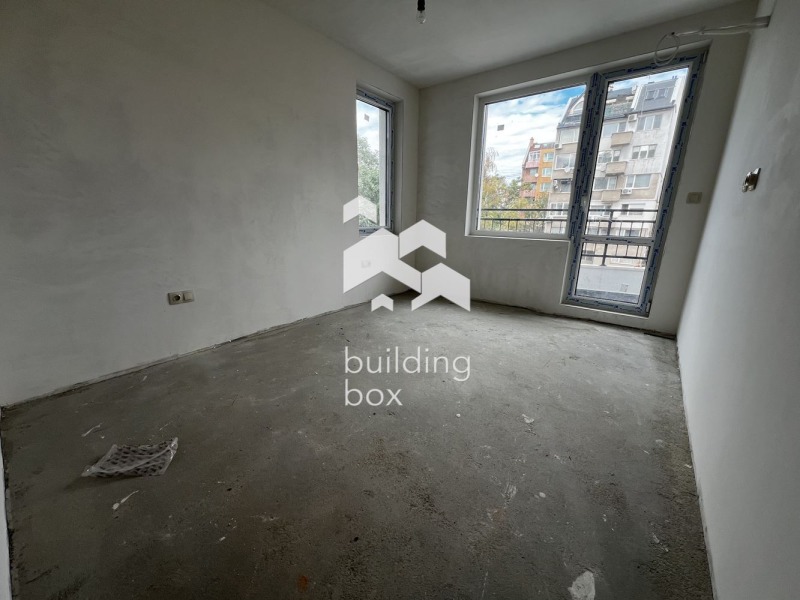 En venta  2 dormitorios Sofia , Oborishte , 128 metros cuadrados | 27852028 - imagen [4]