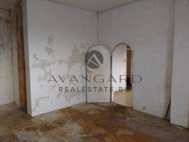 Продава 3-СТАЕН, гр. Пловдив, Кършияка, снимка 2 - Апартаменти - 52456272