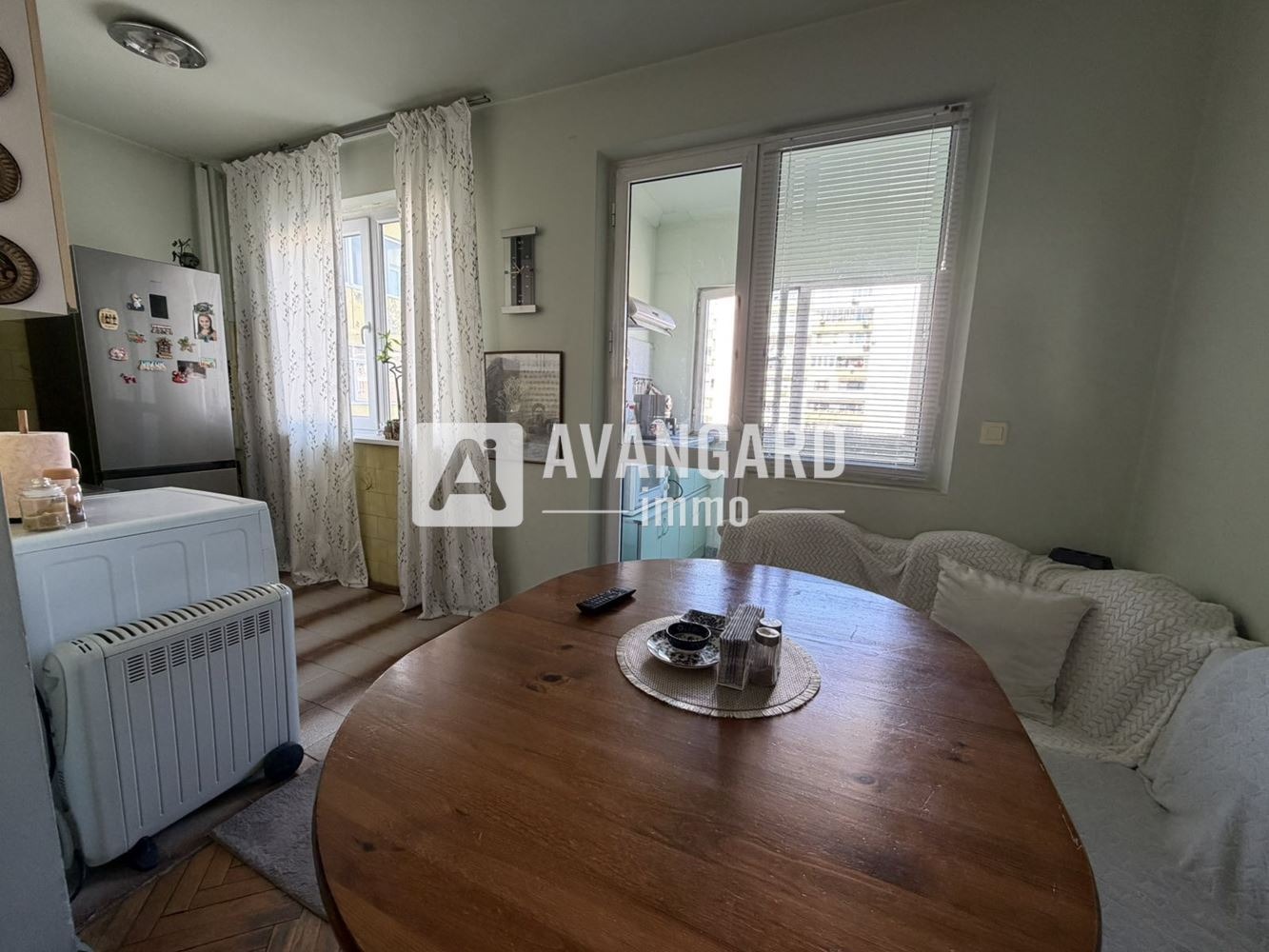 Продава 3-СТАЕН, гр. Варна, Кайсиева градина