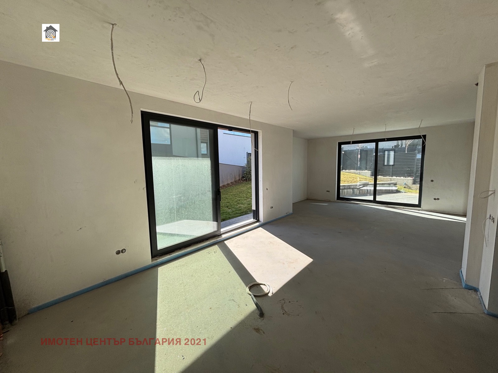 Продава КЪЩА, гр. София, в.з.Киноцентъра, снимка 2 - Къщи - 54125877