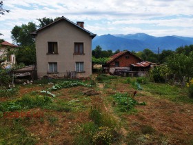 House Cherven breg, region Kyustendil 4