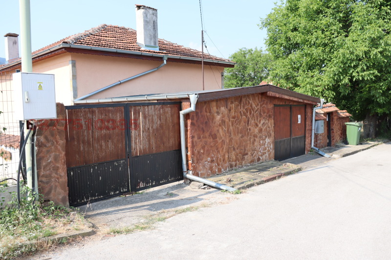 Til salg  Hus region Sofia , Razliv , 200 kvm | 53340644