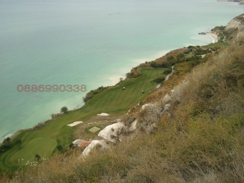 Продава ПАРЦЕЛ, с. Божурец, област Добрич