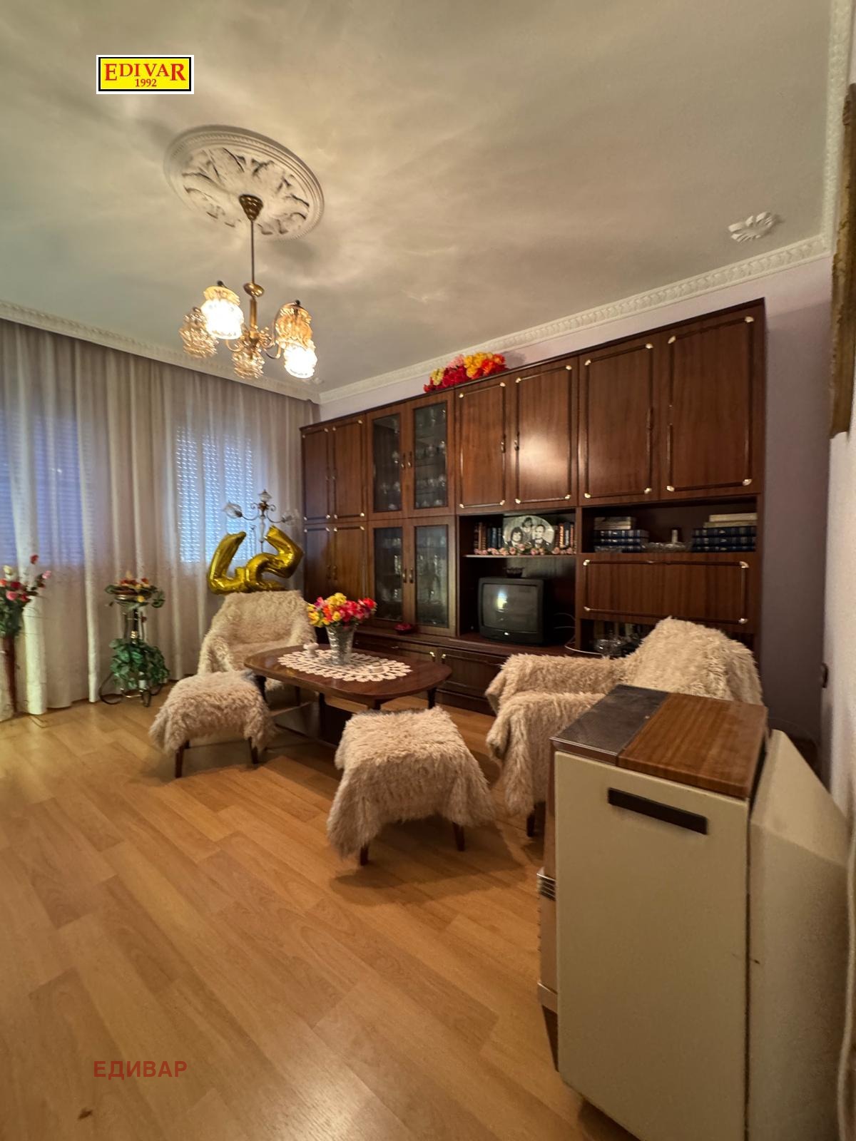 Продава МНОГОСТАЕН, гр. Генерал Тошево, област Добрич, снимка 3 - Апартаменти - 56149143