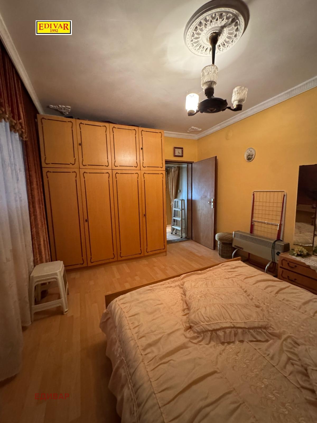 Продава МНОГОСТАЕН, гр. Генерал Тошево, област Добрич, снимка 13 - Апартаменти - 56149143