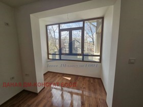 Maisonnette Tsentar, Sjumen 12
