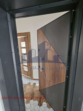 Maisonnette Tsentar, Sjumen 3
