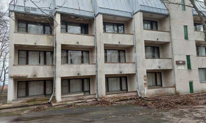 Продава  Хотел, град Варна, м-т Ален мак •  660 000 EUR • ID 54707433 — holmes.bg - [1] 