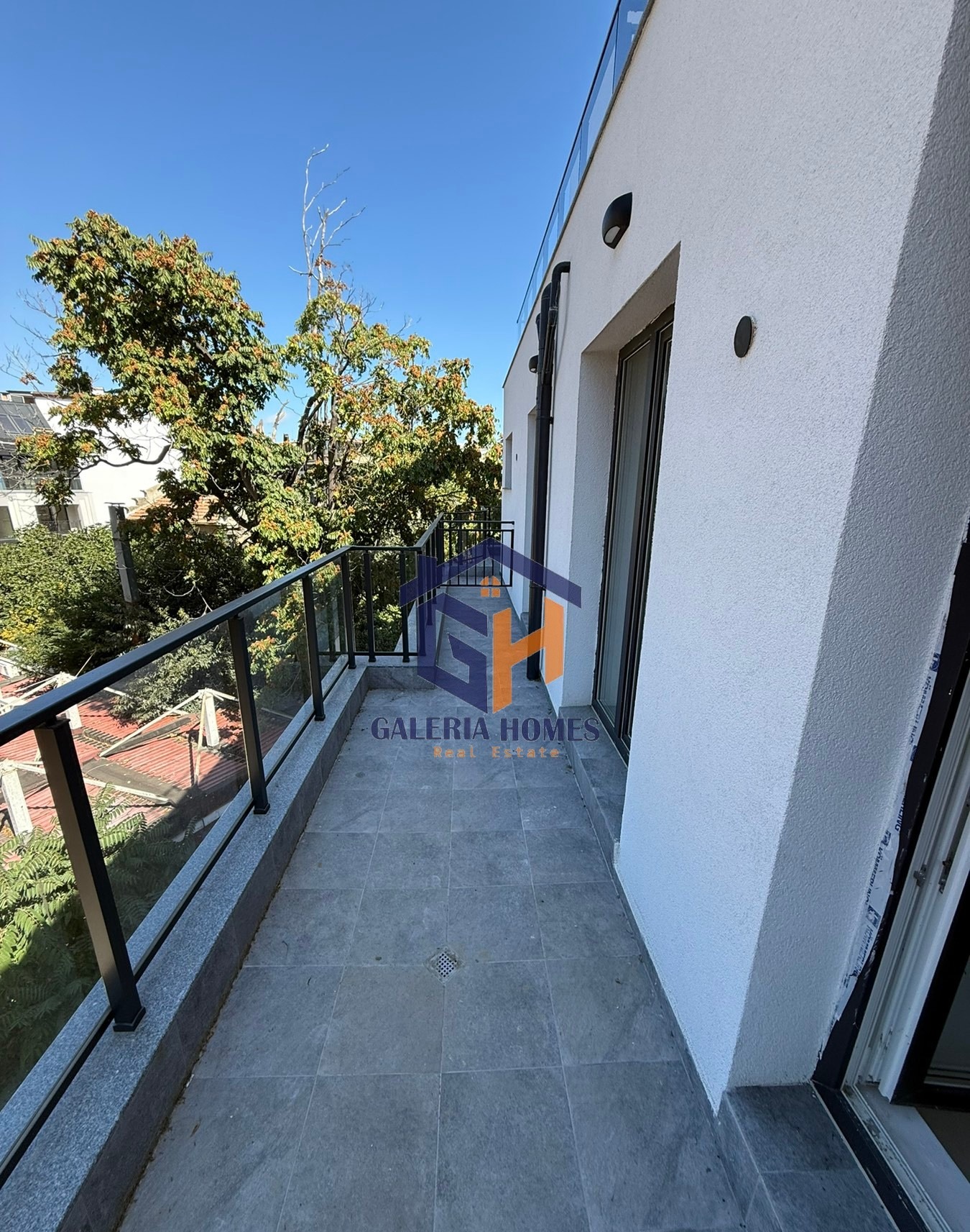 Продава 3-СТАЕН, гр. Бургас, Център, снимка 2 - Апартаменти - 54216530