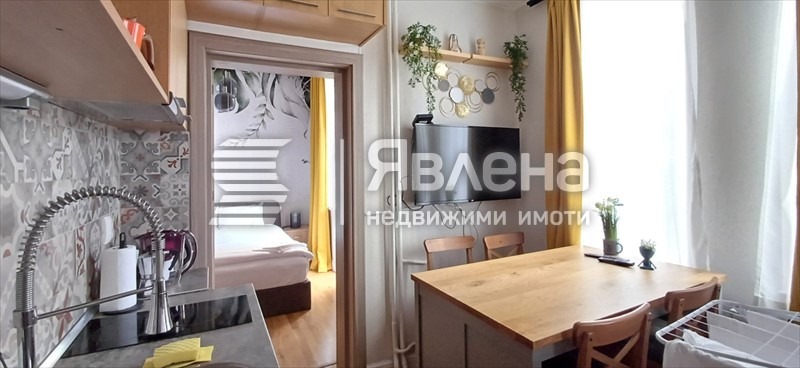 Продава МНОГОСТАЕН, гр. София, Център, снимка 12 - Aпартаменти - 47466303