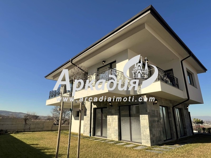 Продава  Къща, област Пловдив, с. Марково •  405 600 EUR • ID 35801975 — holmes.bg - [1] 