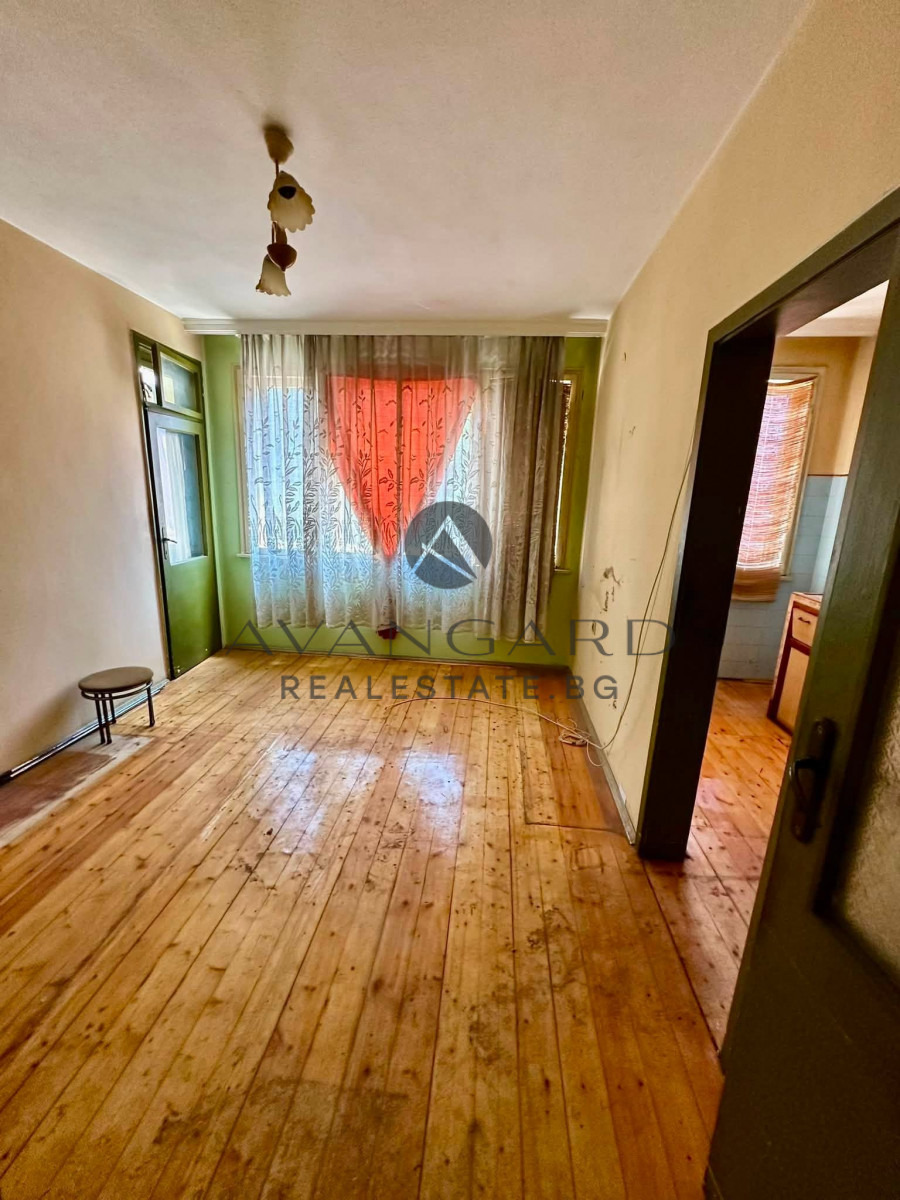 Продава МНОГОСТАЕН, гр. Пловдив, Център, снимка 2 - Апартаменти - 55610890