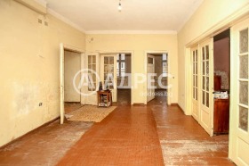3+ bedroom Tsentar, Sofia