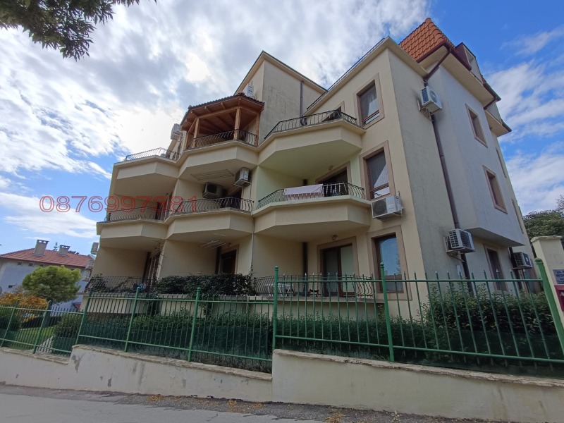 Продава 3-СТАЕН, гр. Варна, м-т Долна Трака, снимка 2 - Aпартаменти - 47270625