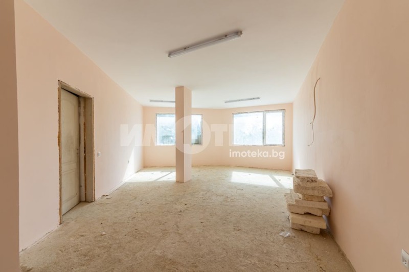In vendita  Ufficio Varna , Levski 1 , 189 mq | 85258169