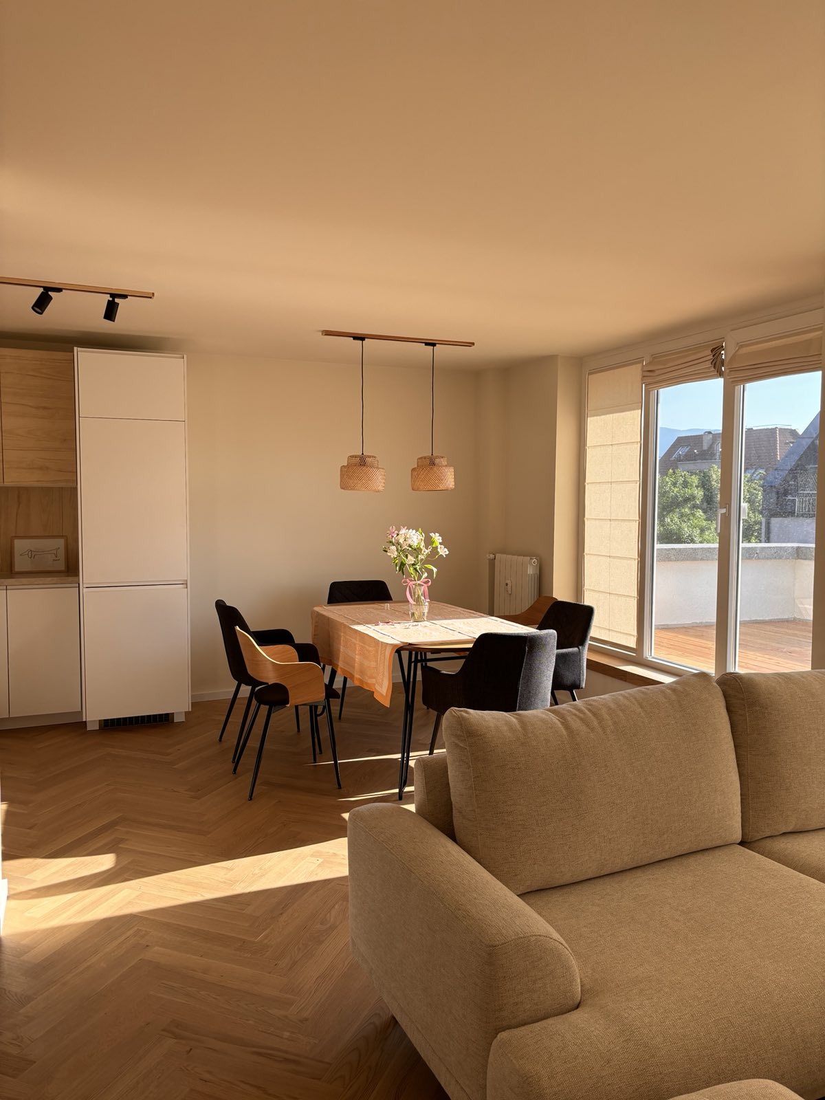 Продава 3-СТАЕН, гр. София, Оборище, снимка 5 - Апартаменти - 54348811