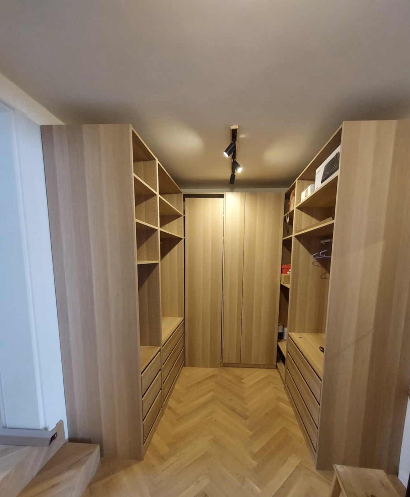 Продава 3-СТАЕН, гр. София, Оборище, снимка 9 - Апартаменти - 54348811