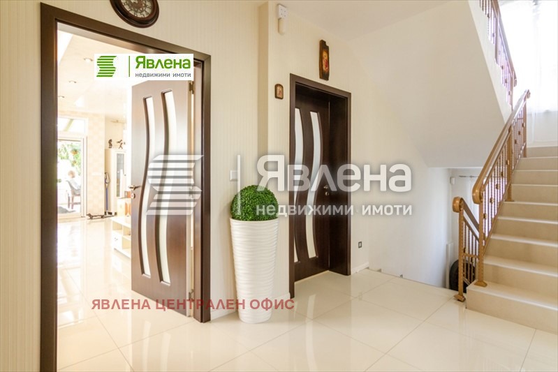 Продава КЪЩА, гр. Банкя, област София-град, снимка 17 - Къщи - 48524389