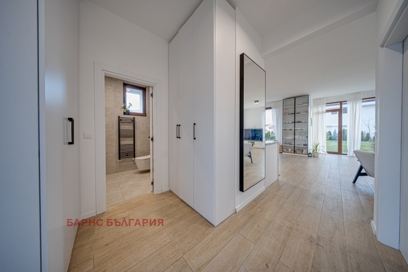 Продава КЪЩА, с. Кладница, област Перник, снимка 9 - Къщи - 52648408