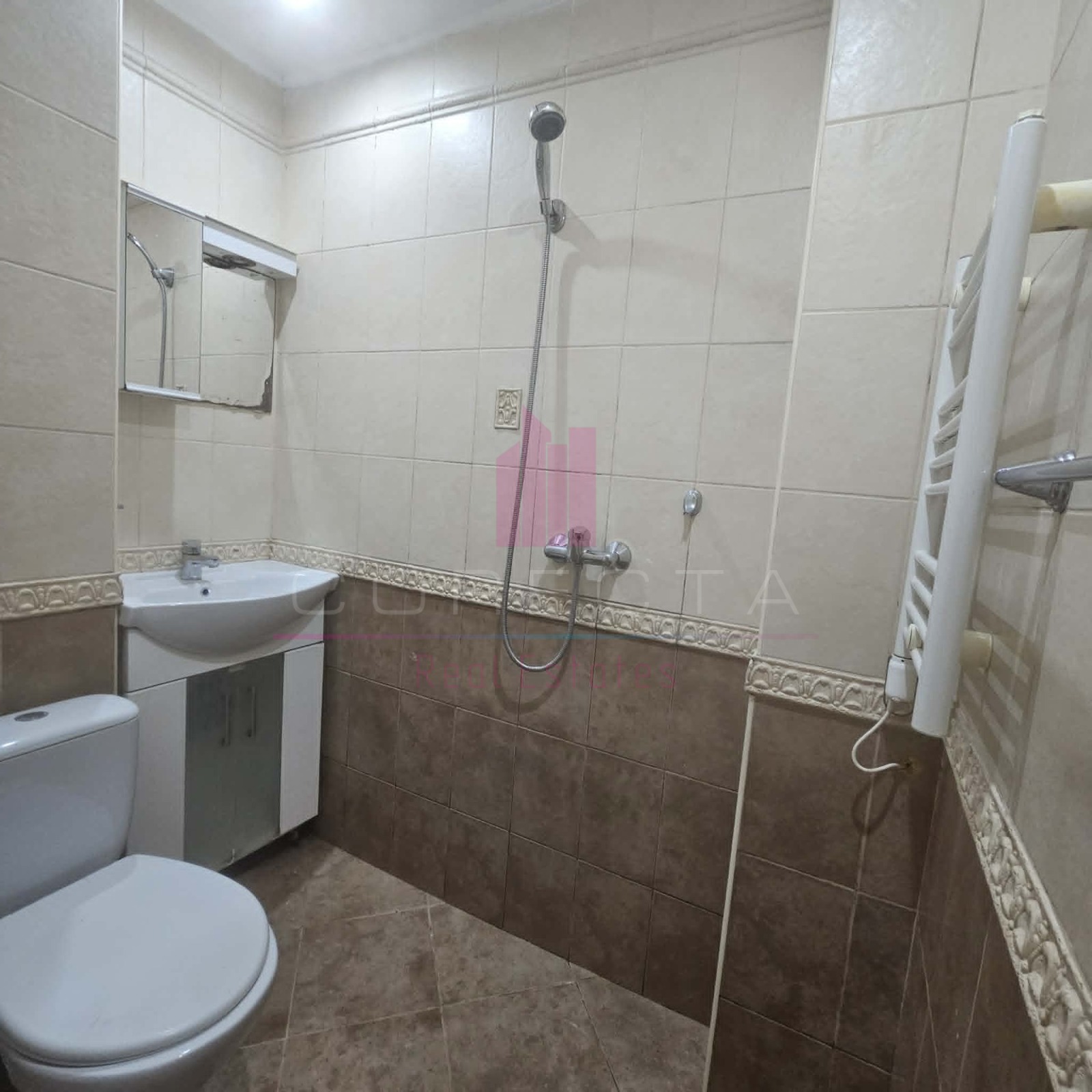 Продава 1-СТАЕН, гр. Русе, Централен южен район, снимка 4 - Апартаменти - 55258963