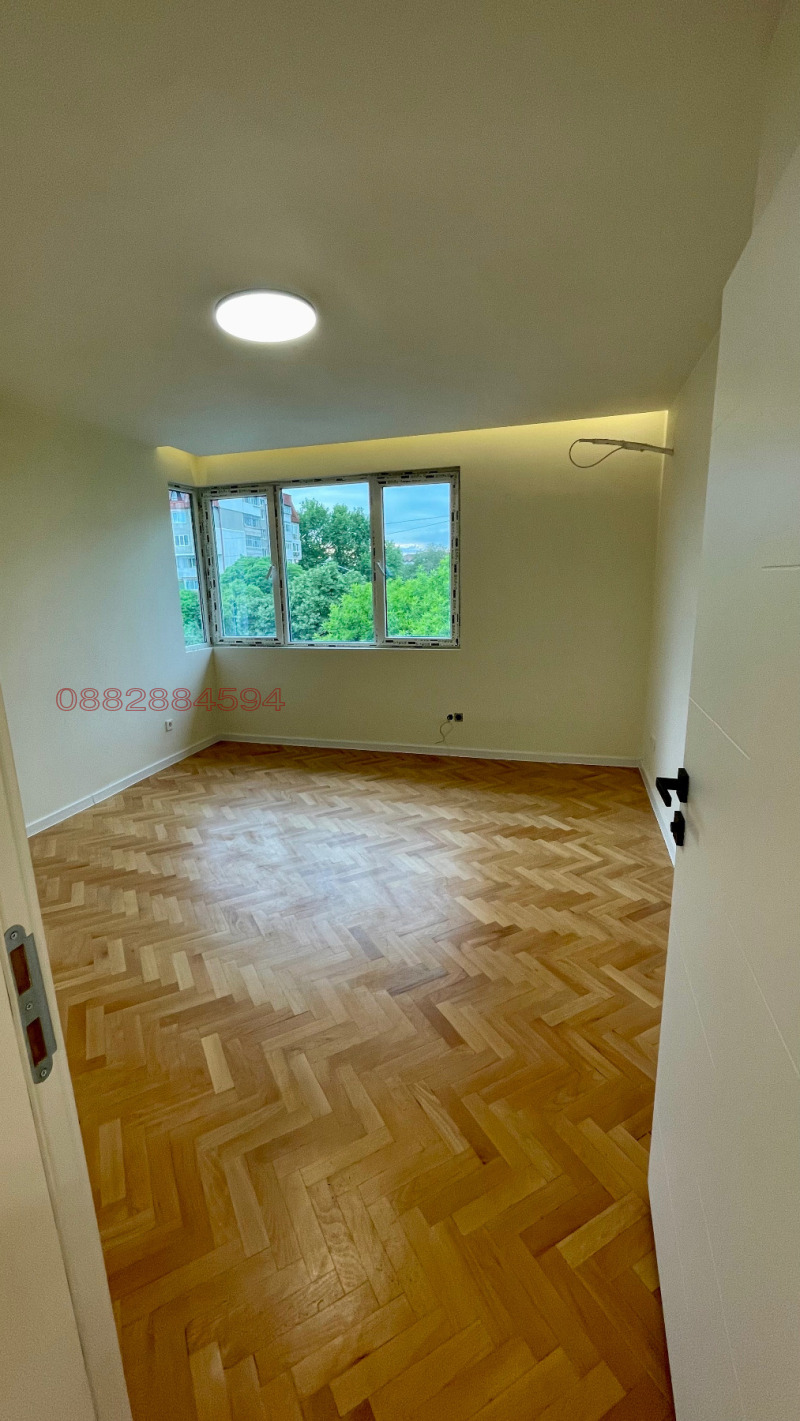Продава  4-стаен град Варна , Лятно кино Тракия , 100 кв.м | 33856772 - изображение [4]