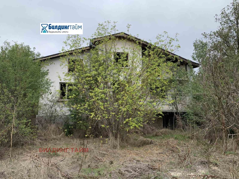 À venda  Casa região Shumen , Zlatna niva , 144 m² | 57488953