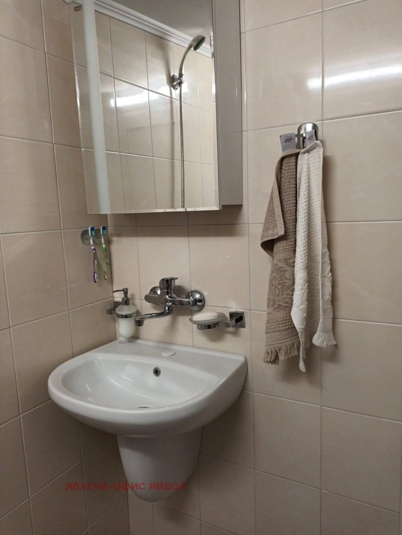 Продава  Къща град Ямбол , Промишлена зона , 70 кв.м | 48292393 - изображение [10]