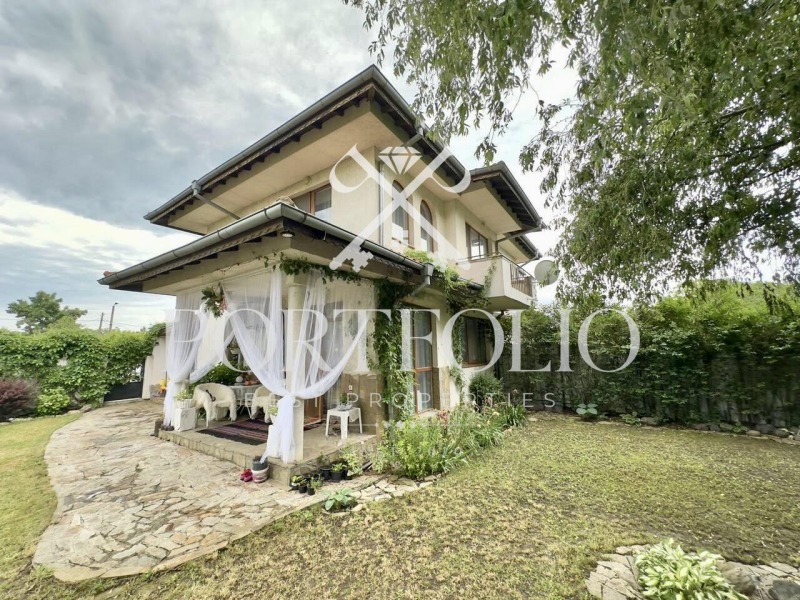 Продава КЪЩА, област Бургас, гр. Каблешково • 165000 € • 95928301 — Holmes.bg