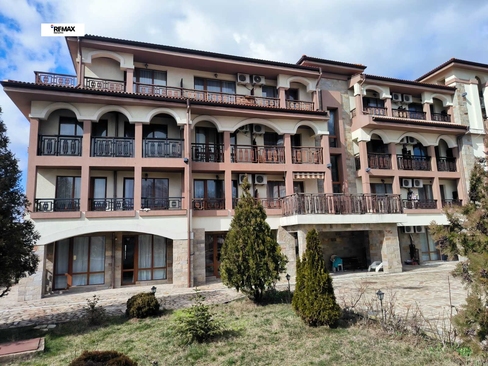 Продава 3-СТАЕН, гр. Свети Влас, област Бургас