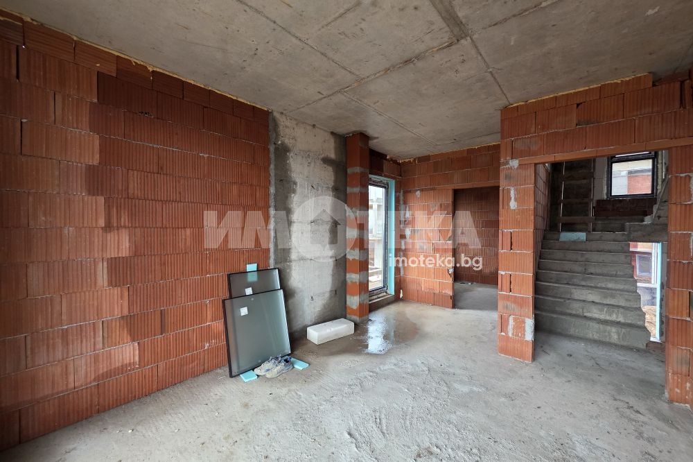 Продава КЪЩА, гр. София, с. Иваняне, снимка 11 - Къщи - 53944358