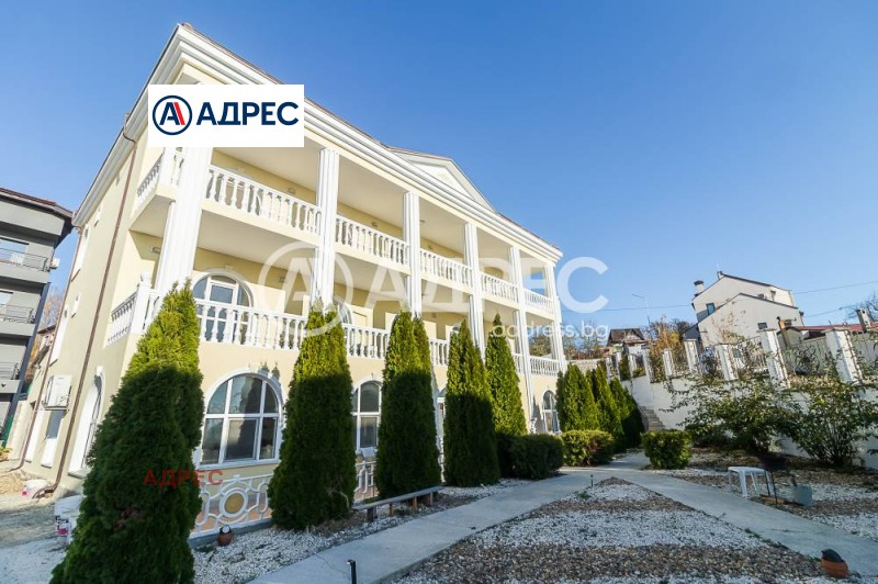 Продава КЪЩА в град Варна, Възраждане 3 - 900 кв.м / 880 000 € » 1 721 130.40 лв., АДРЕС