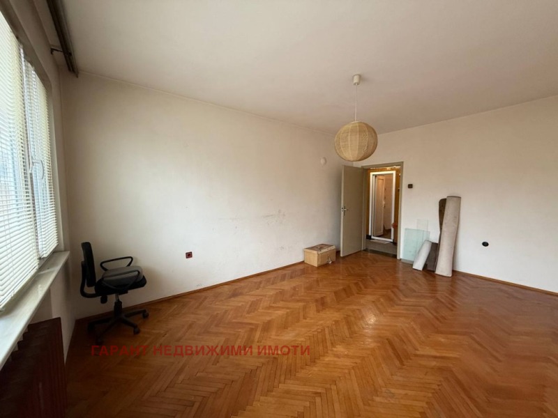 Продава 3-СТАЕН, гр. Габрово, Център, снимка 2 - Апартаменти - 52570353