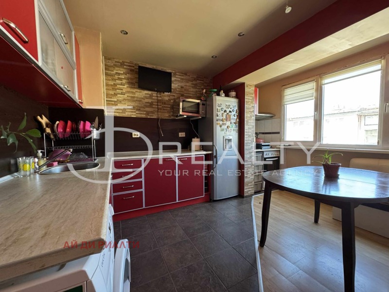 In vendita  3 camere da letto regione Burgas , Nesebar , 87 mq | 27833872