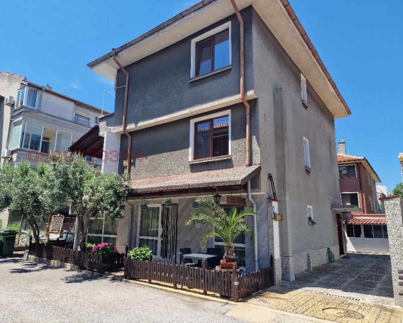 Продава КЪЩА, гр. Поморие, област Бургас