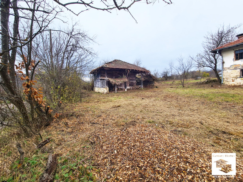 Продава КЪЩА, с. Войнежа, област Велико Търново, снимка 2 - Къщи - 52557035