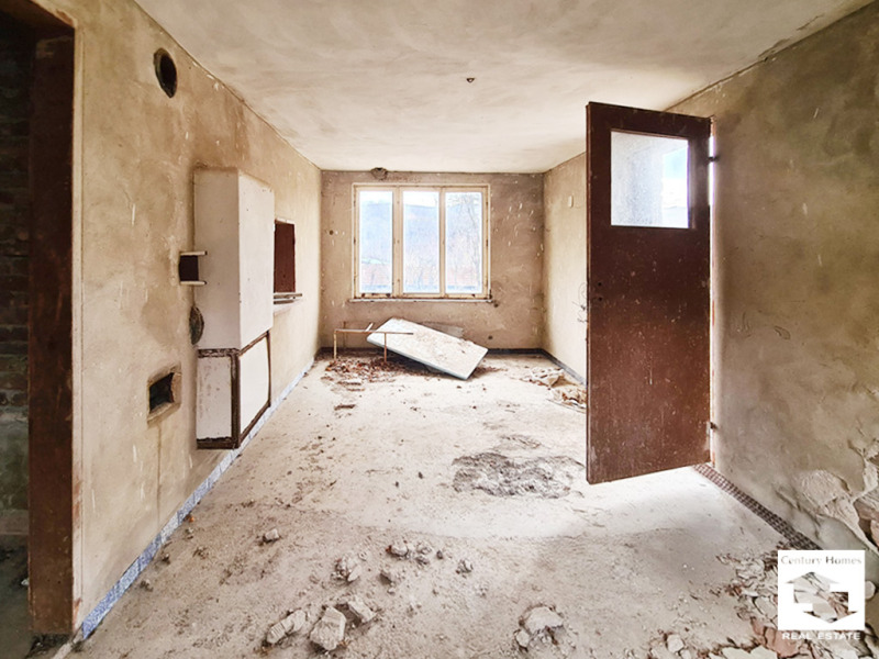 Продава КЪЩА, с. Войнежа, област Велико Търново, снимка 7 - Къщи - 52557035