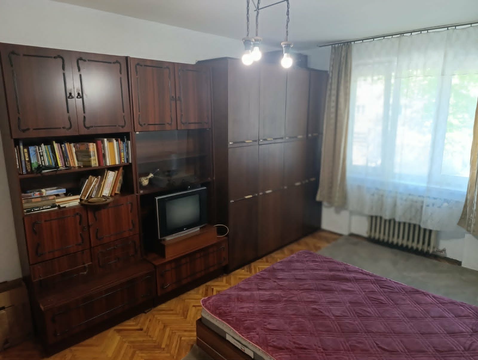Продава 2-СТАЕН, гр. Плевен, Идеален център